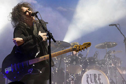 Robert smith the cure 2013
